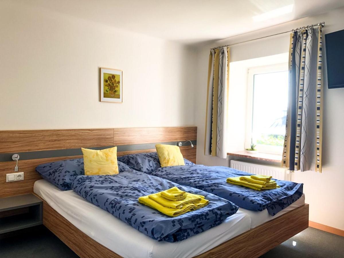 Zum Schwarzen Roessl Hotel Strengberg Eksteriør billede
